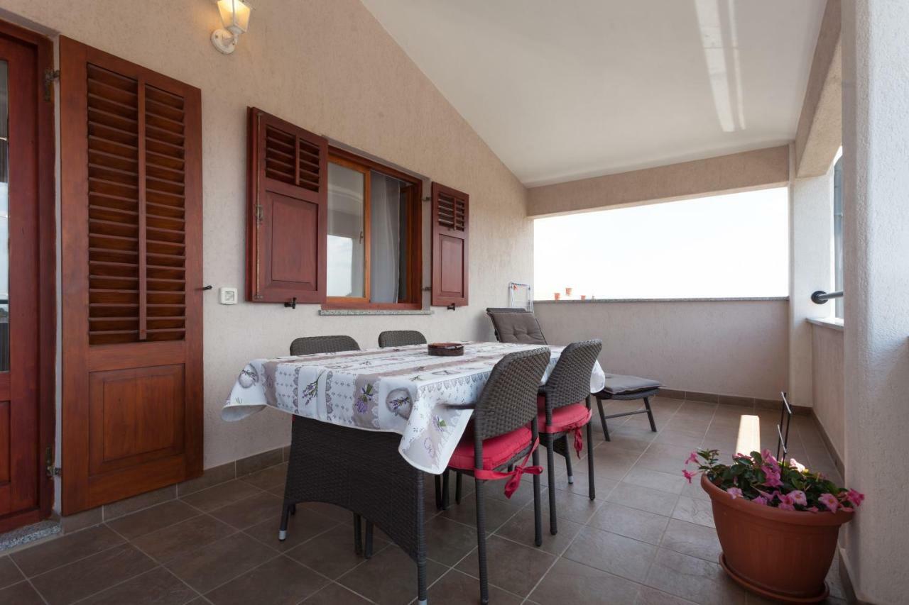 Apartments And Rooms Lorena 236 Rovinj Exterior foto
